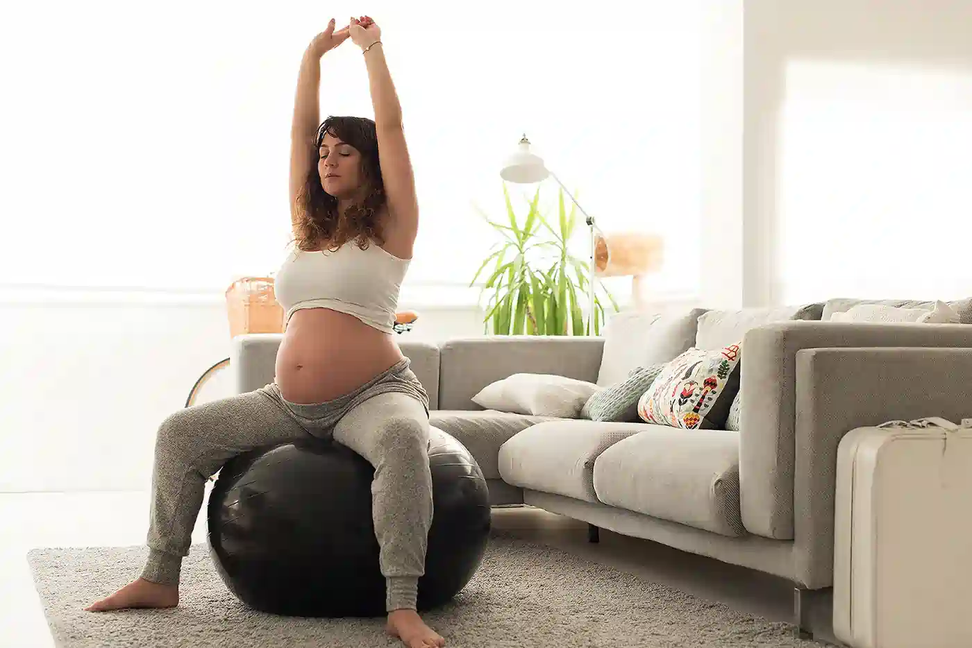 How to Support Your Core Safely During Pregnancy Aylesbury